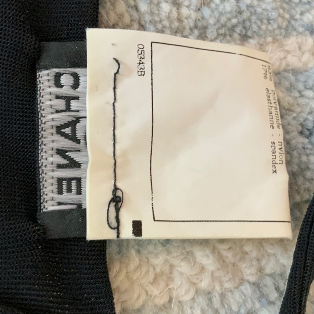 RARE CHANEL VINTAGE 97P CC BLACK BODYCON JUMPER ROMPER 40 - Picture 8 of 14